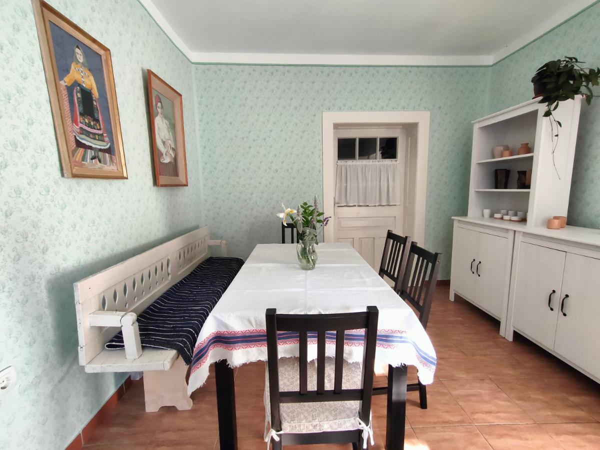 Ethno&Coffee House Tulip Bed and Breakfast Glozan Εξωτερικό φωτογραφία