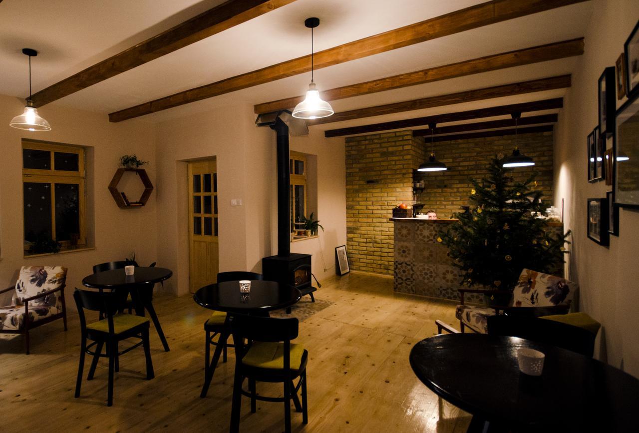 Ethno&Coffee House Tulip Bed and Breakfast Glozan Εξωτερικό φωτογραφία